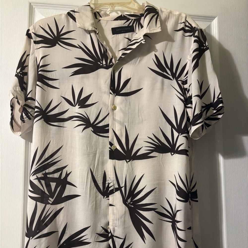 Men's Black and White All Saints Bhutan 💯 Percent Viscose Short Sleeve Shirt/S